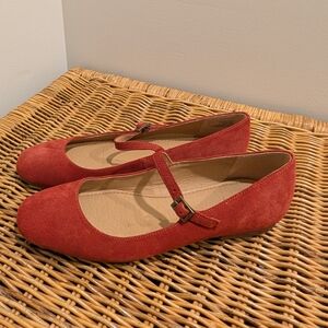 Crown Vintage Red/Orange Suede Flats